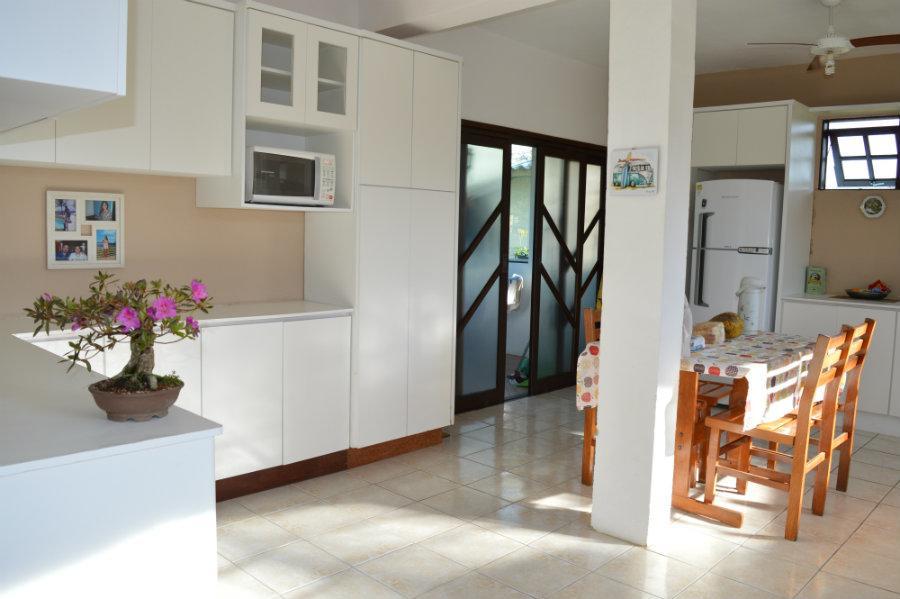 Mozamba Surf House *