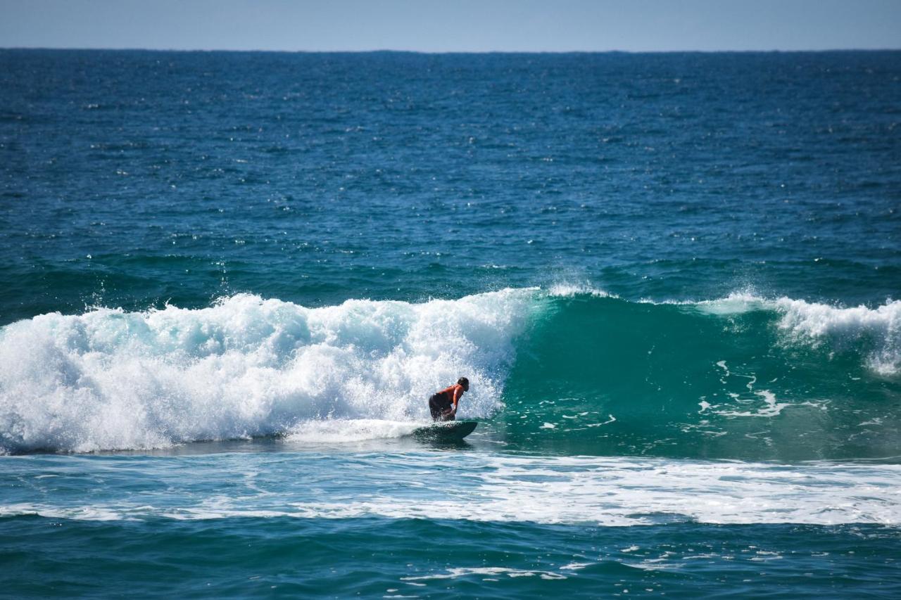 Mozamba Surf House *
