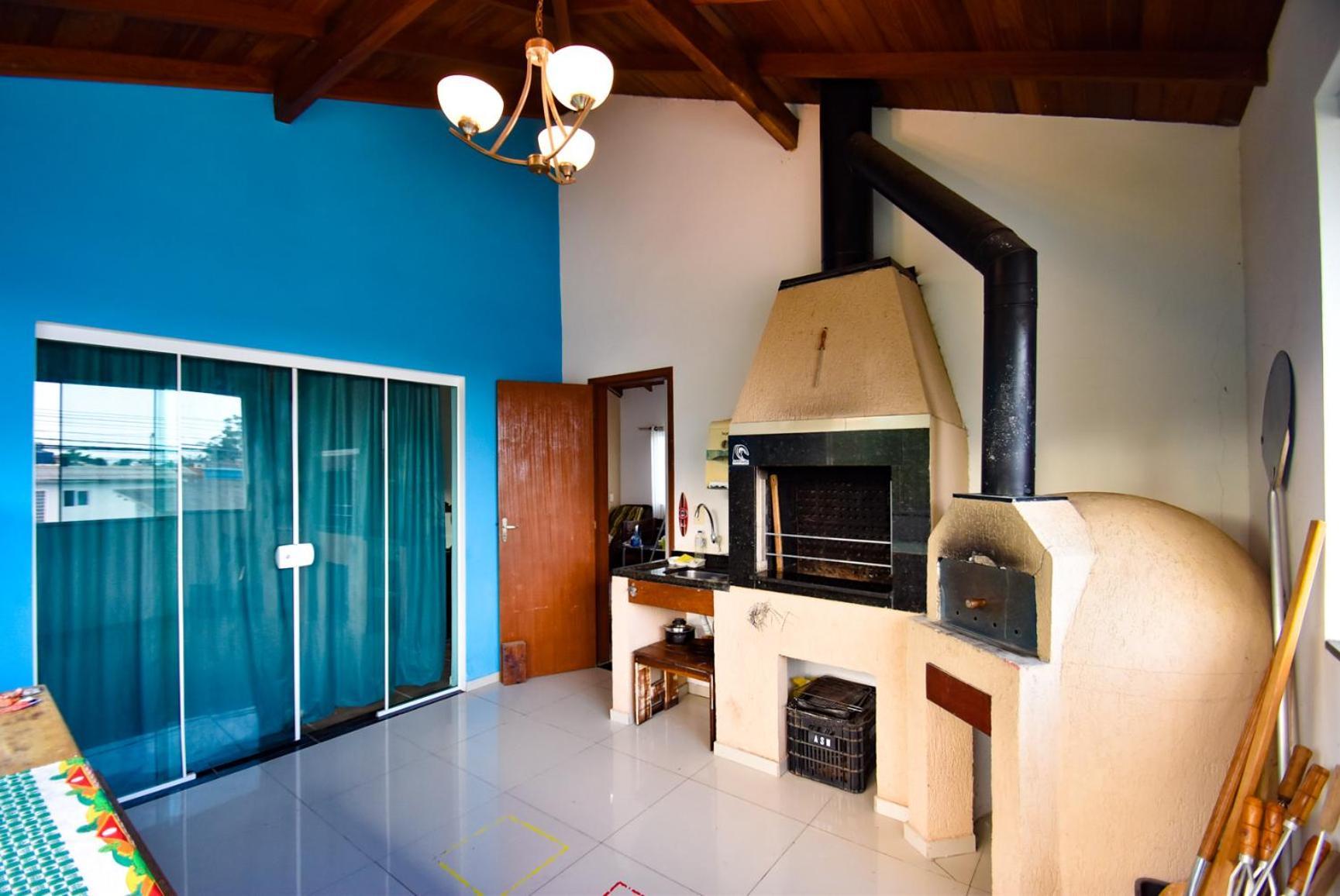 Mozamba Surf House